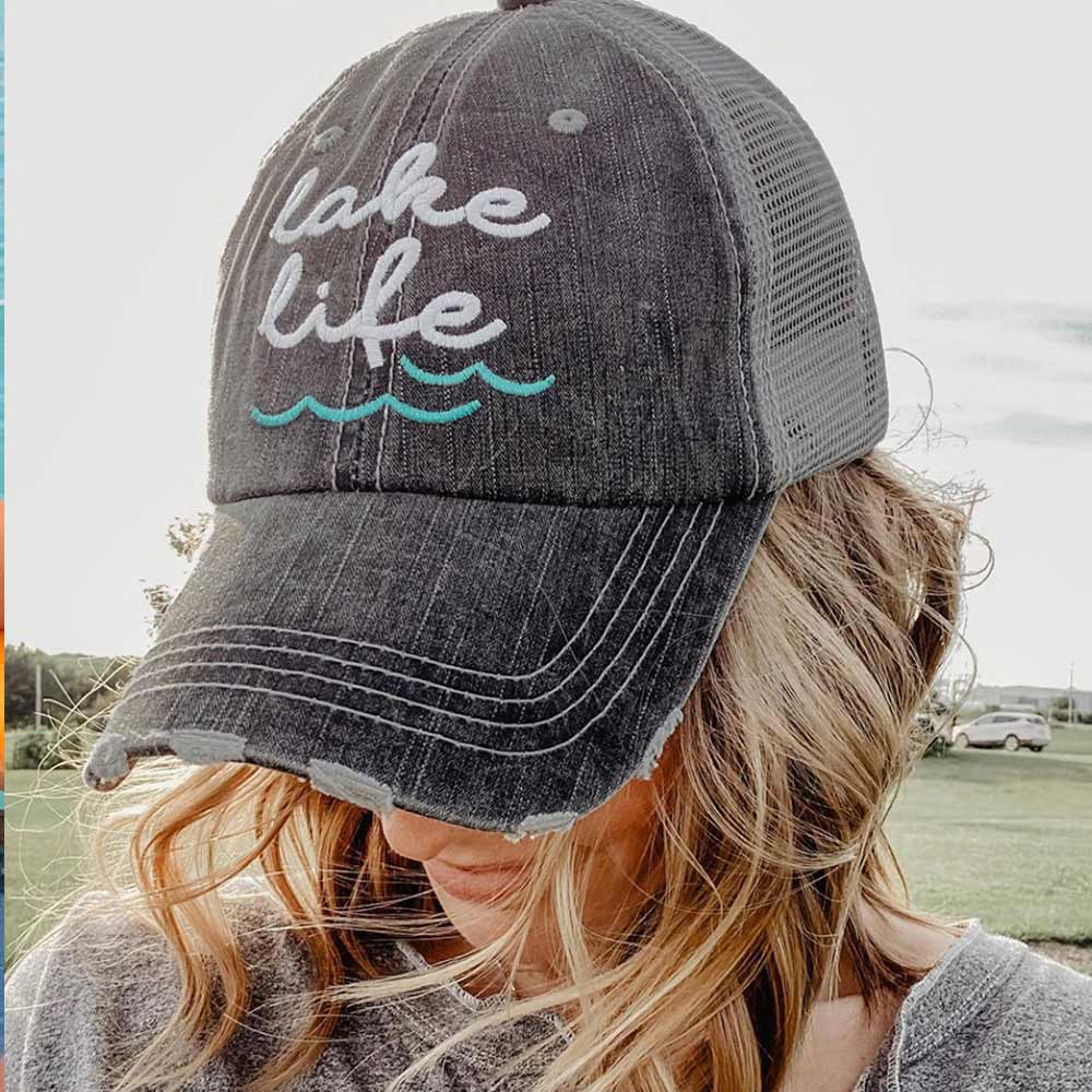Lake Life Waves Wholesale Women's Trucker Hats: Gray