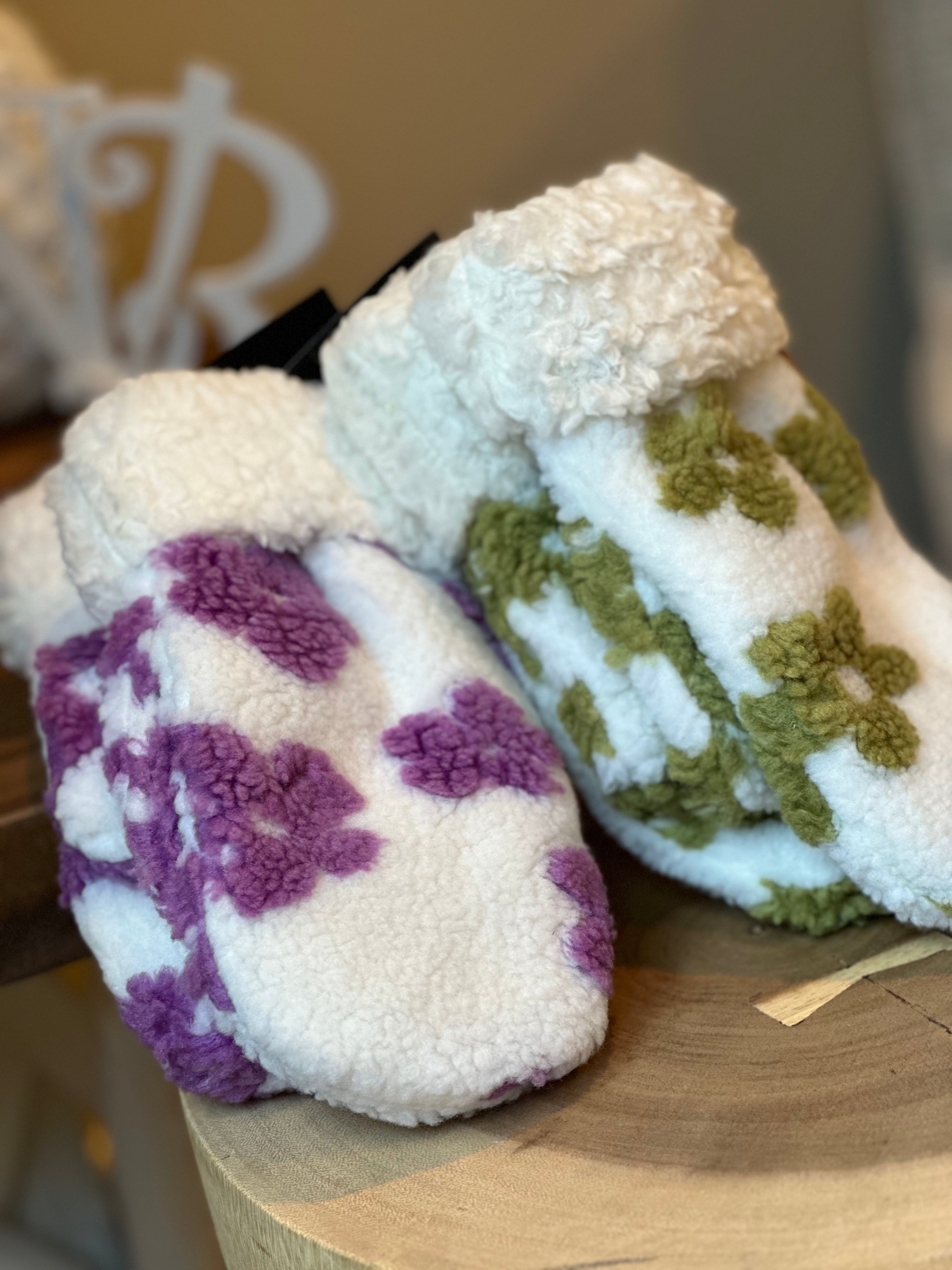 Floral Pattern Sherpa Mittens GREEN