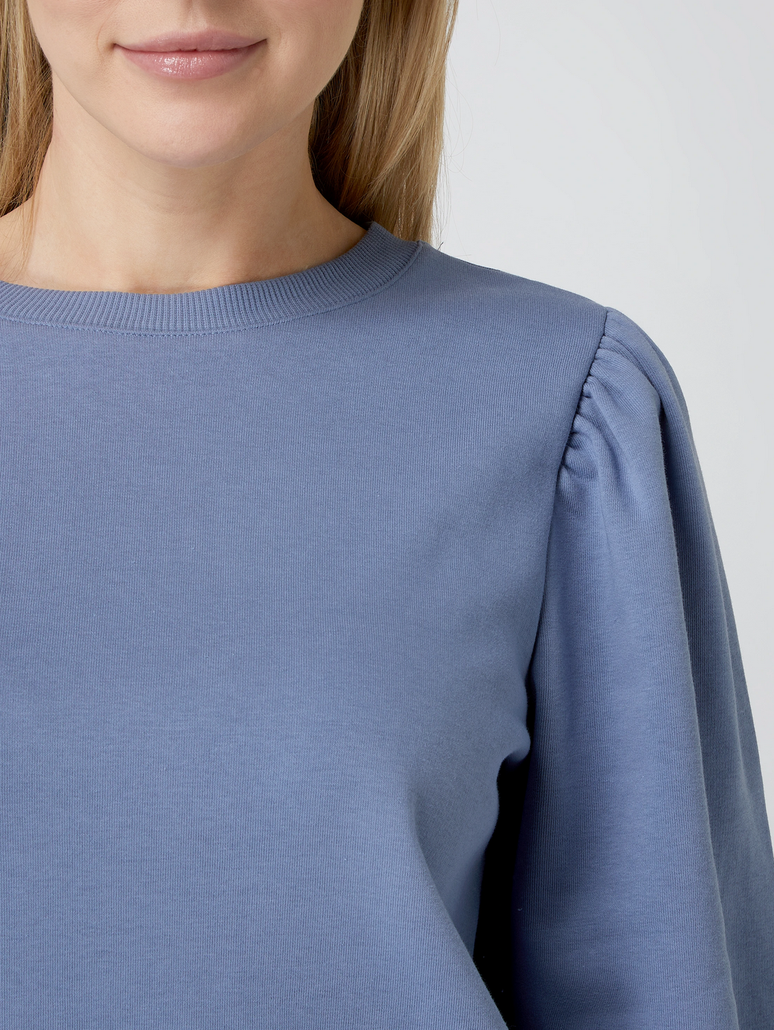 Dita Ruffle Shoulder Pullover Sweatshirt BLUE