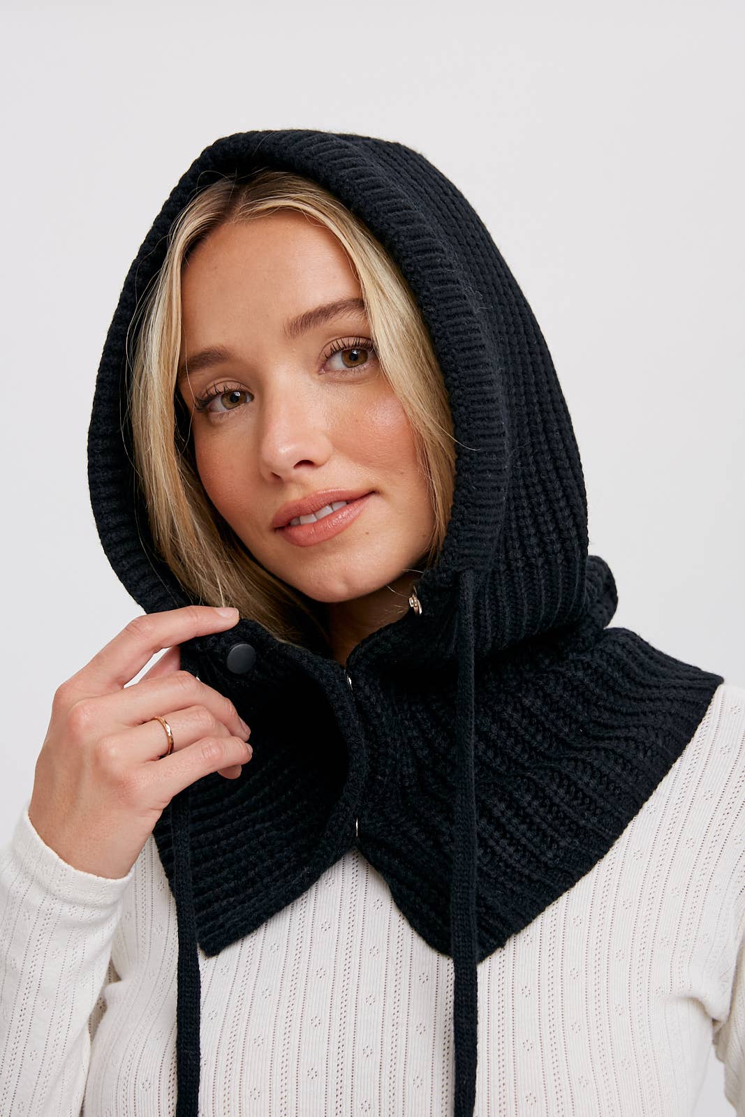 Knit Snap-Up Hood BLACK