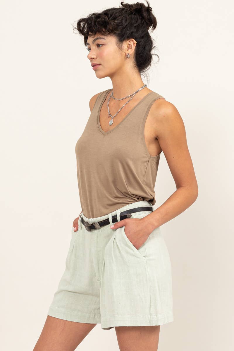 V-Neck Tank Top MOCHA