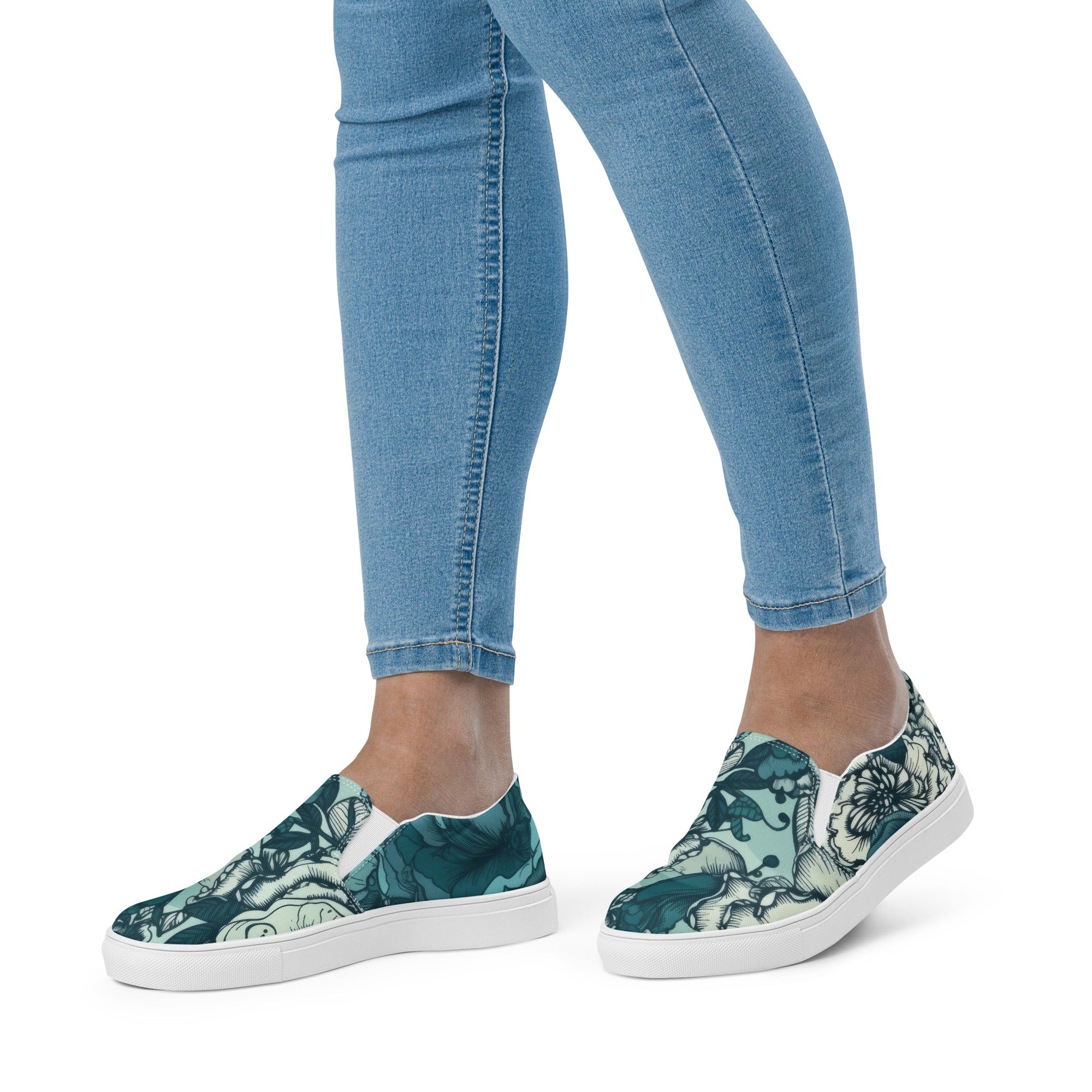 Blossom Blues Women’s slip-on canvas shoes